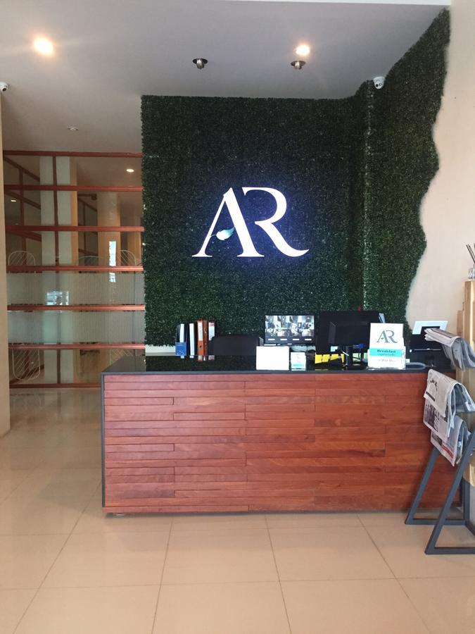 Aura Residence Саванакет Екстериор снимка
