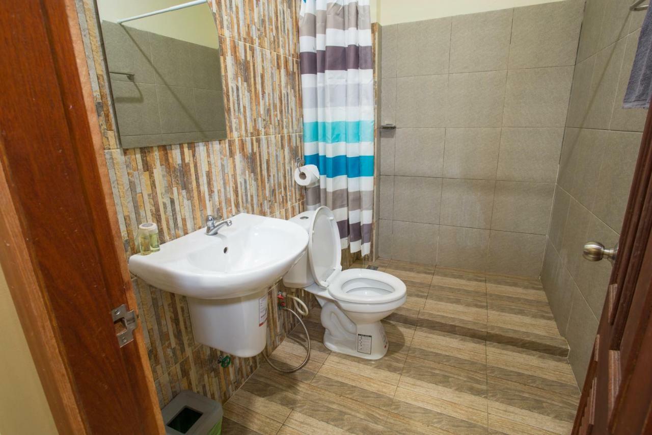 Aura Residence Саванакет Екстериор снимка